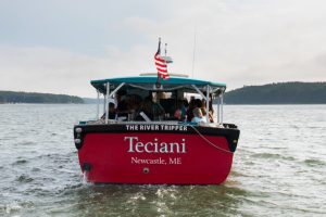 Visit Oyster Farms and seal Watching Tour Damariscotta River Cruises